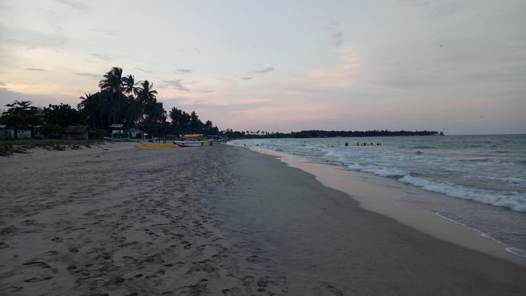 Neem Beach House Trincomalee Dış mekan fotoğraf